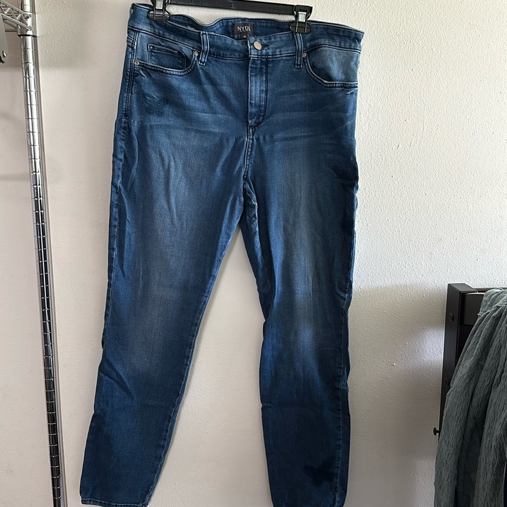 NYDJ skinny legging jeans size 16